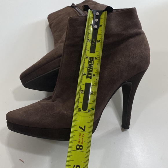 Steve Madden suede booties size 6.5 - Picture 10 of 10